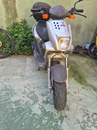 Yamaha Slider 49cc Plata