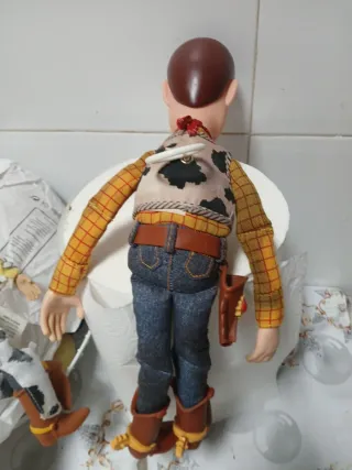Muñeco Woody Toy Story importante no hago envios n