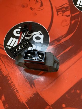 Regulador de corriente Yamaha 5MFW19600000