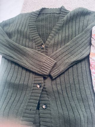 Conjunto mujer S/M verde y estampado