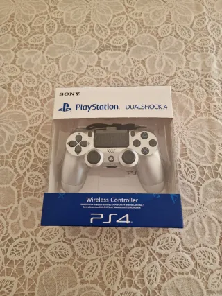 Mando DualShock 4 PS4 Sony Plateado