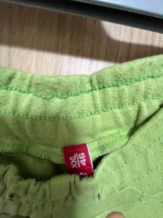 Conjunto chándal verde y naranja
