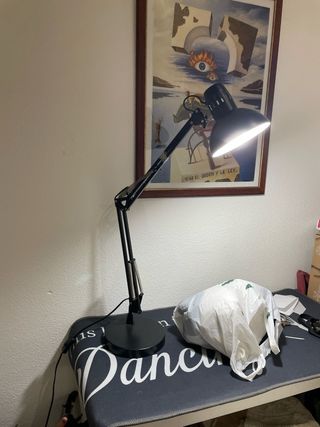 Lámpara de escritorio ajustable