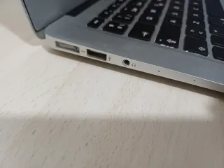 MacBook Air 13 A1466 Intel Core i5 4GB RAM