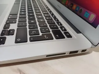 MacBook Air 13 A1466 Intel Core i5 4GB RAM