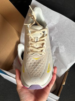 Hoka Clifton 9 Beige/Rosa