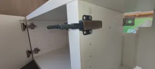 Mueble Besta Ikea y puertas Vassviken