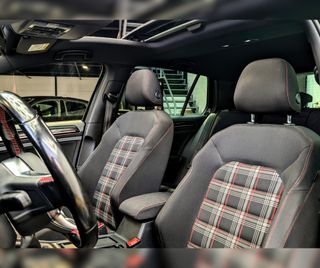 VOLKSWAGEN Golf GTI 2.0 TSI 220cv BMT