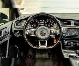 VOLKSWAGEN Golf GTI 2.0 TSI 220cv BMT