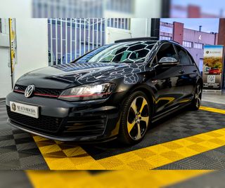 VOLKSWAGEN Golf GTI 2.0 TSI 220cv BMT