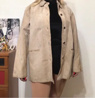 CHAQUETA DE PIEL NUEVA (TARA)