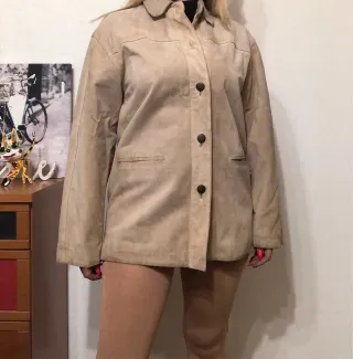 CHAQUETA DE PIEL NUEVA (TARA)