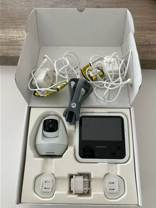 Cámara Vigilabebés Motorola con Monitor