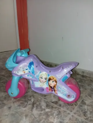 Moto infantil Elsa Frozen