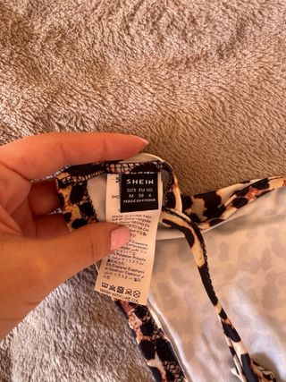 Top SHEIN schiena scoperta animalier