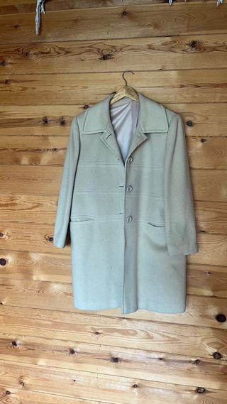 Abrigo de lana beige