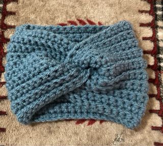 Fascia copri orecchie neonato fatta a mano