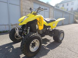 Suzuki LTZ400