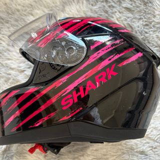 Casco Moto Shark Negro y Rosa