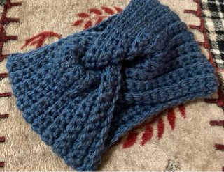 Fascia copri orecchie neonato fatta a mano