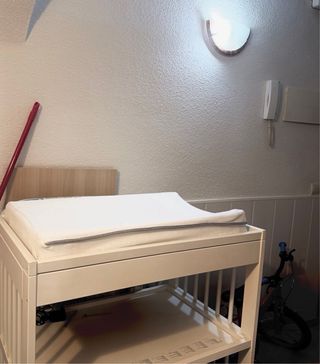 Cambiador de bebé blanco ikea