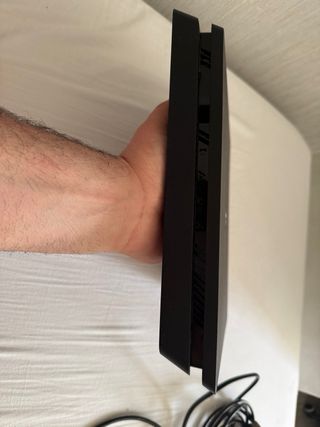 PS4 (Playstation 4) 1TB Negra