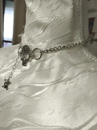 Collana Gotica Punk con Teschio e Ossa Incrociate