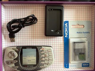 Kit Nokia N-Gage: Telefono, Batteria e Caricatore