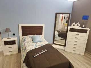 Dormitorio juvenil blanco y nogal