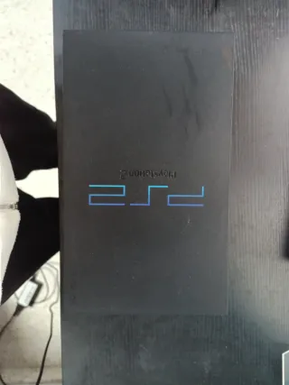 PS2 + Mando, Cables y 3 Juegos