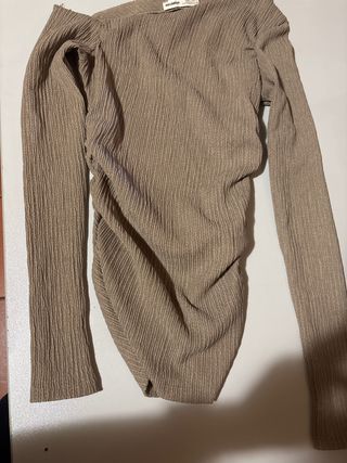 Camiseta Pull&Bear manga larga drapeada