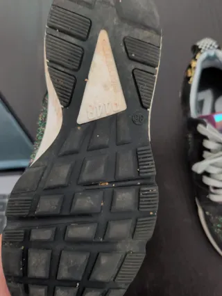 Zapatillas B448 Negro y Dorado