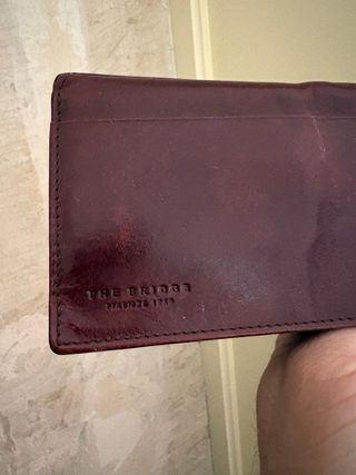 Portafoglio The Bridge in pelle marrone