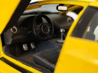 1:18 Maisto Lamborghini Murciélago Amarillo