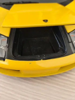1:18 Maisto Lamborghini Murciélago Amarillo