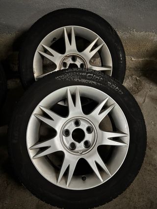 Llantas 15” SEAT Ibiza 6L con neumáticos nuevos