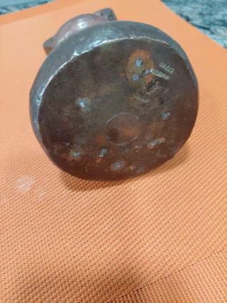 Pesa antigua de bronce 7 lb- Ponderal español