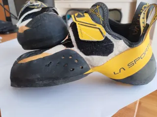 La Sportiva Solution pies de gato. Talla 37