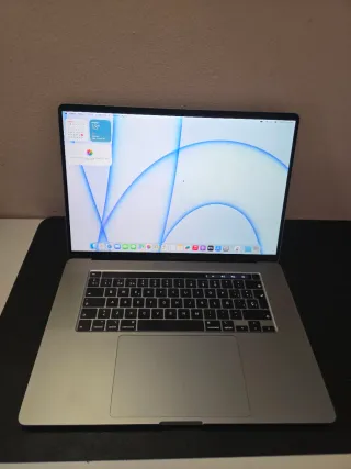 MacBook Pro i9