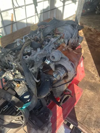 Motor M9R 2.0 dCi: Cambio, Turbo, Culata