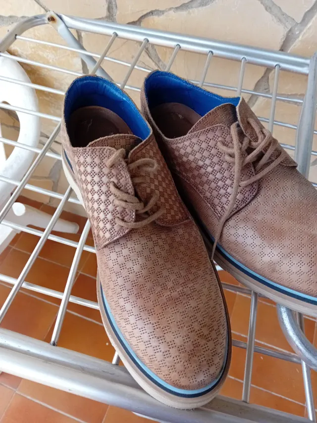 Zapatos de vestir hombre marrones Muy ligeros.