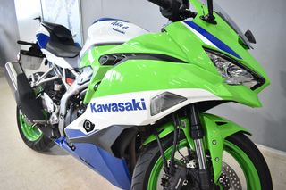 Kawasaki Ninja ZX4RR 40th Edición