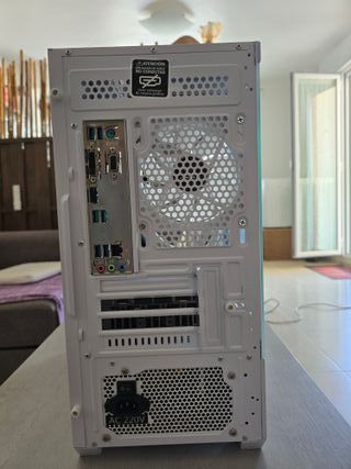 PC Gaming 32GB RAM RTX 5060 TI 15GB