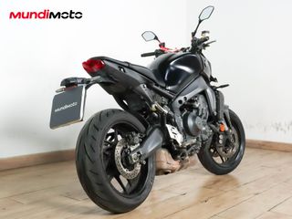 YAMAHA MT 09