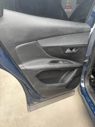 Peugeot 3008 híbrido 2002