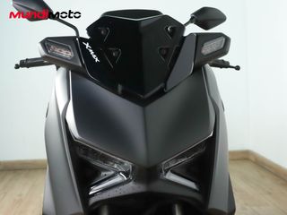 YAMAHA X-MAX 125