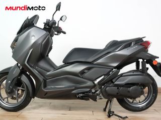 YAMAHA X-MAX 125
