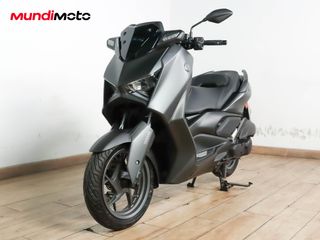 YAMAHA X-MAX 125