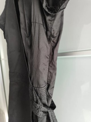 Vestido cruzado negro estilo japo