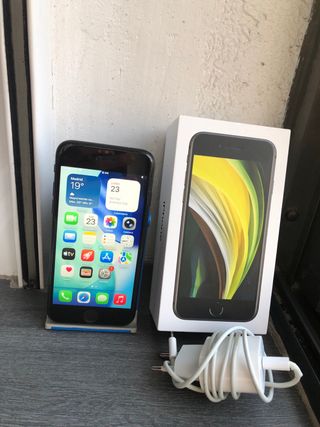 iPhone SE 128 GB Negro